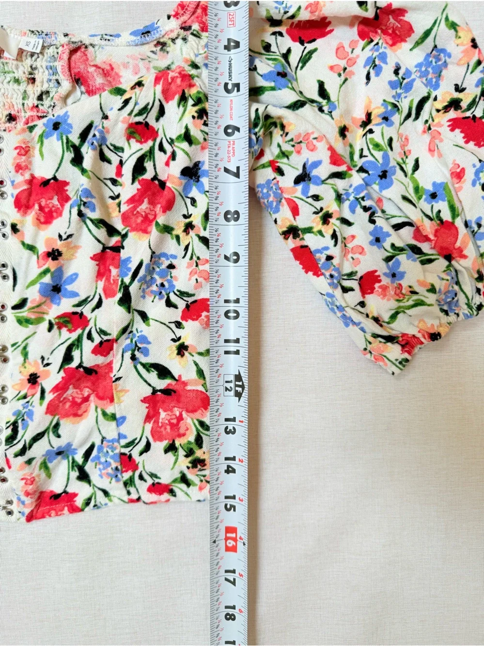 Astr brand label